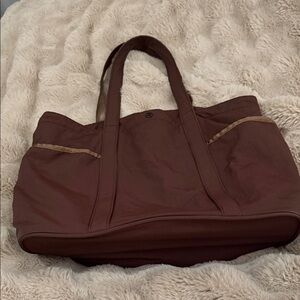Lululemon tote bag